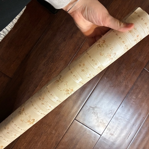 Vintage Floral Vinyl Wallpaper - Picture 5 of 6